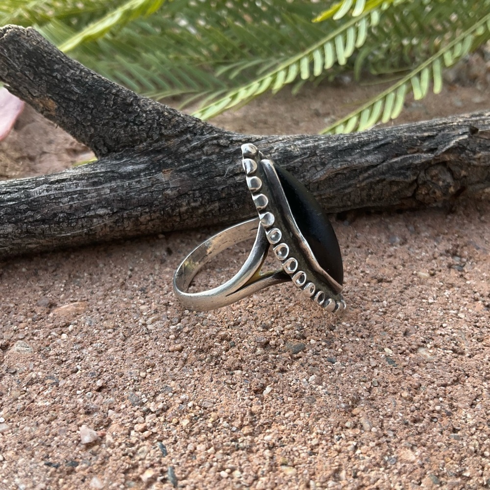 Mexican Black Onyx Silver Ring - Picture 4 of 7